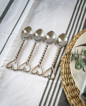 Twisted Heart Teaspoon Set