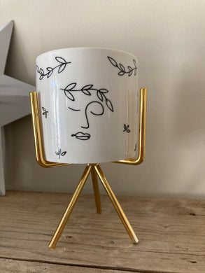 Leaves & Face Mini Planter with gold stand