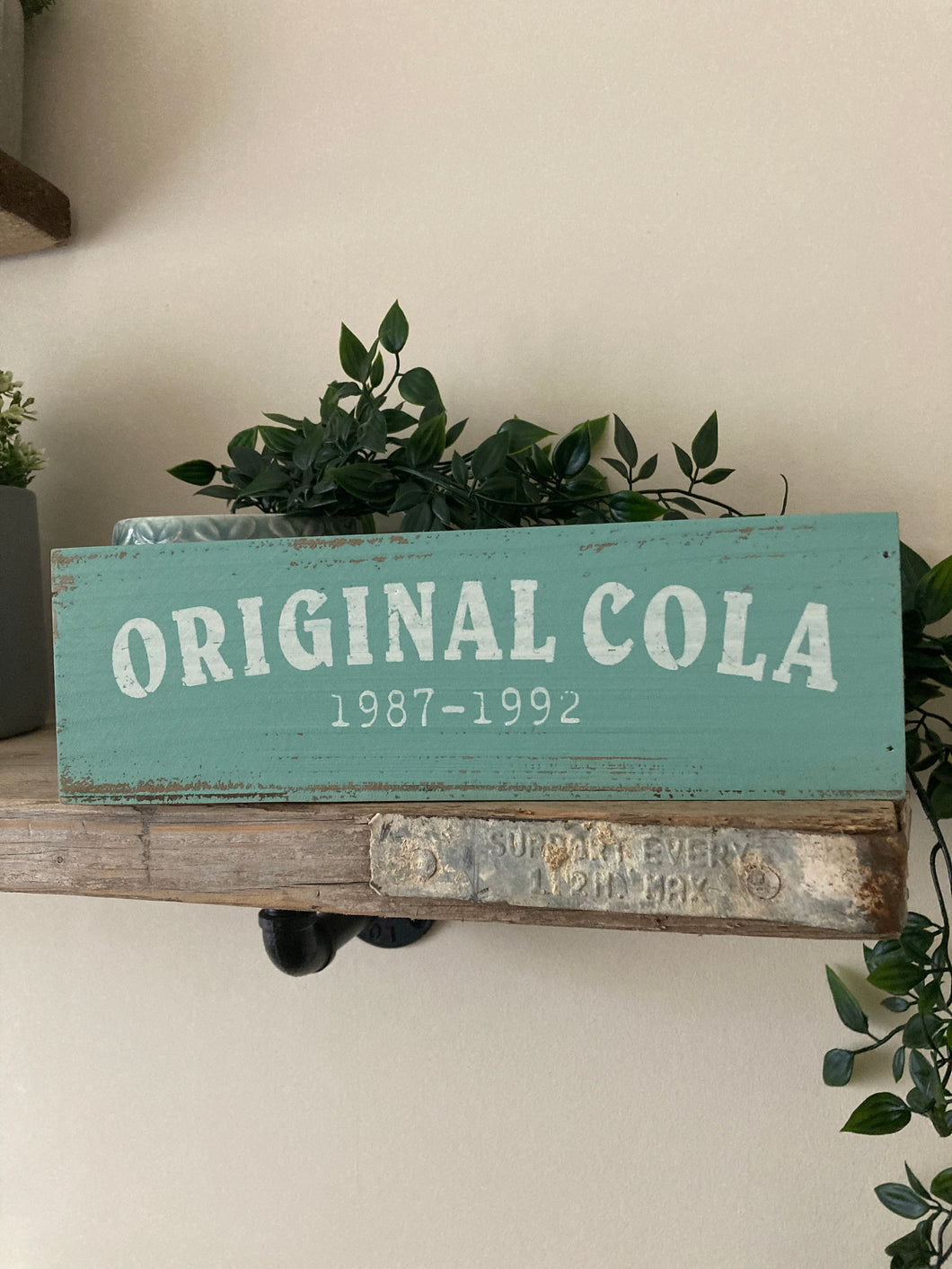 Retro cola storage container
