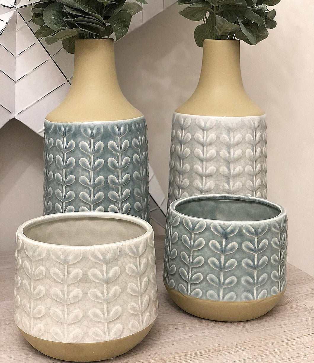 Leaf Embossed Planter