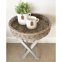 Wicker tray table - Round