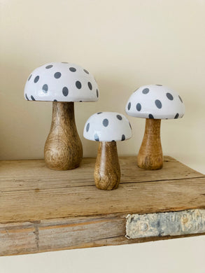 Set of 3 Mushrooms grey and white polka dot